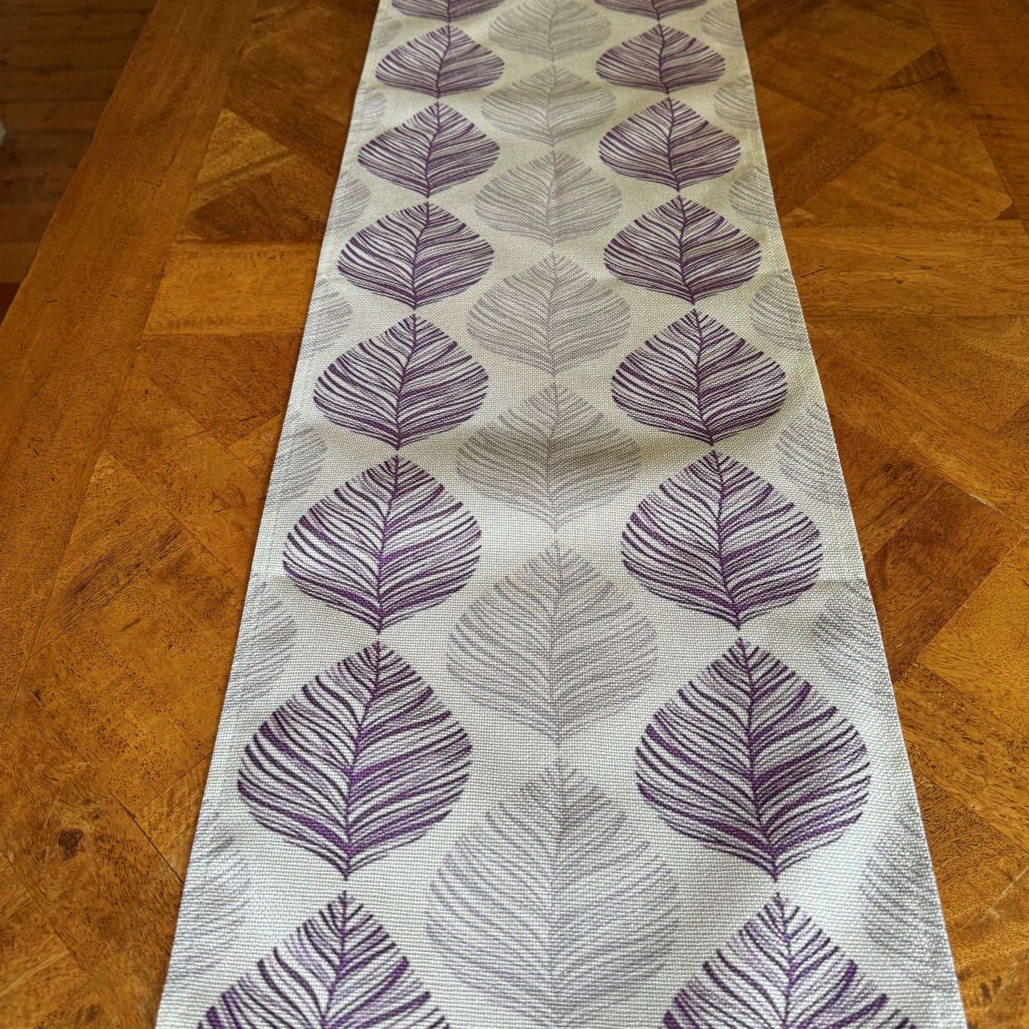 Grey Leaf Table Runner - Purple Obsession